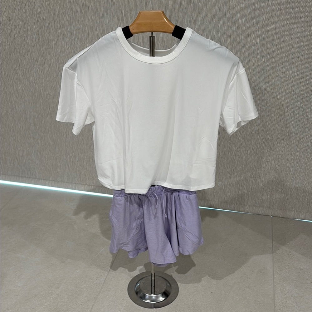 NEW Old Navy Active White Cloud 94 Cropped Top Medium Purple Shorts Set Small